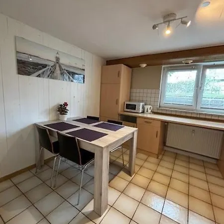 아파트 Maluma Monteur 브로덴바흐